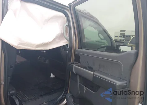 2022 Ford F-150 Lariat из США, поврежденный, VIN 1FTFW1E56NKD52269